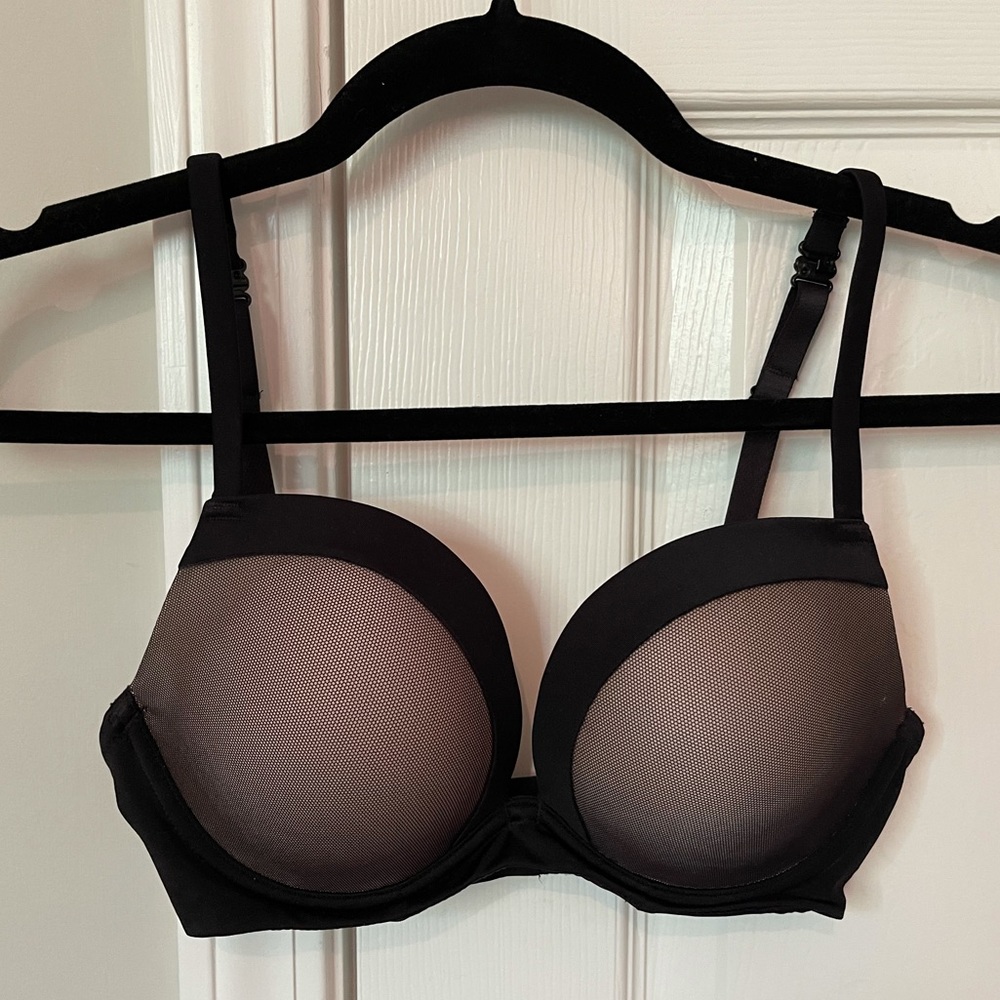NWOT Le Mystère Infinite Possibilities Plunge Bra 30D